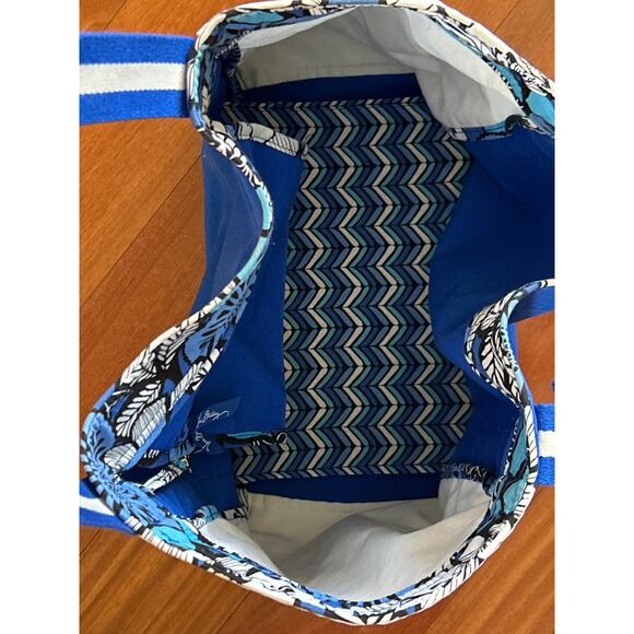 Matching Large Vera Bradley Tote Bags - Picture 2 of 7